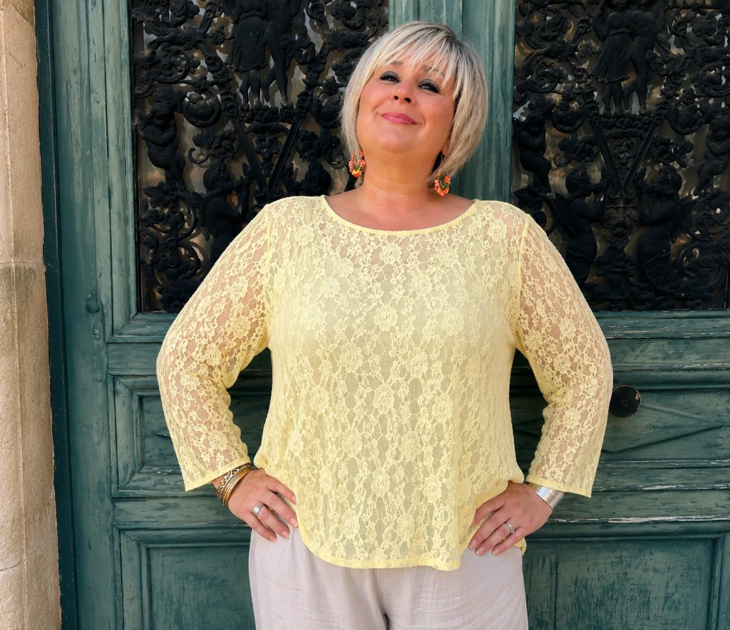 Tunique dentelle "Passion Jaune"