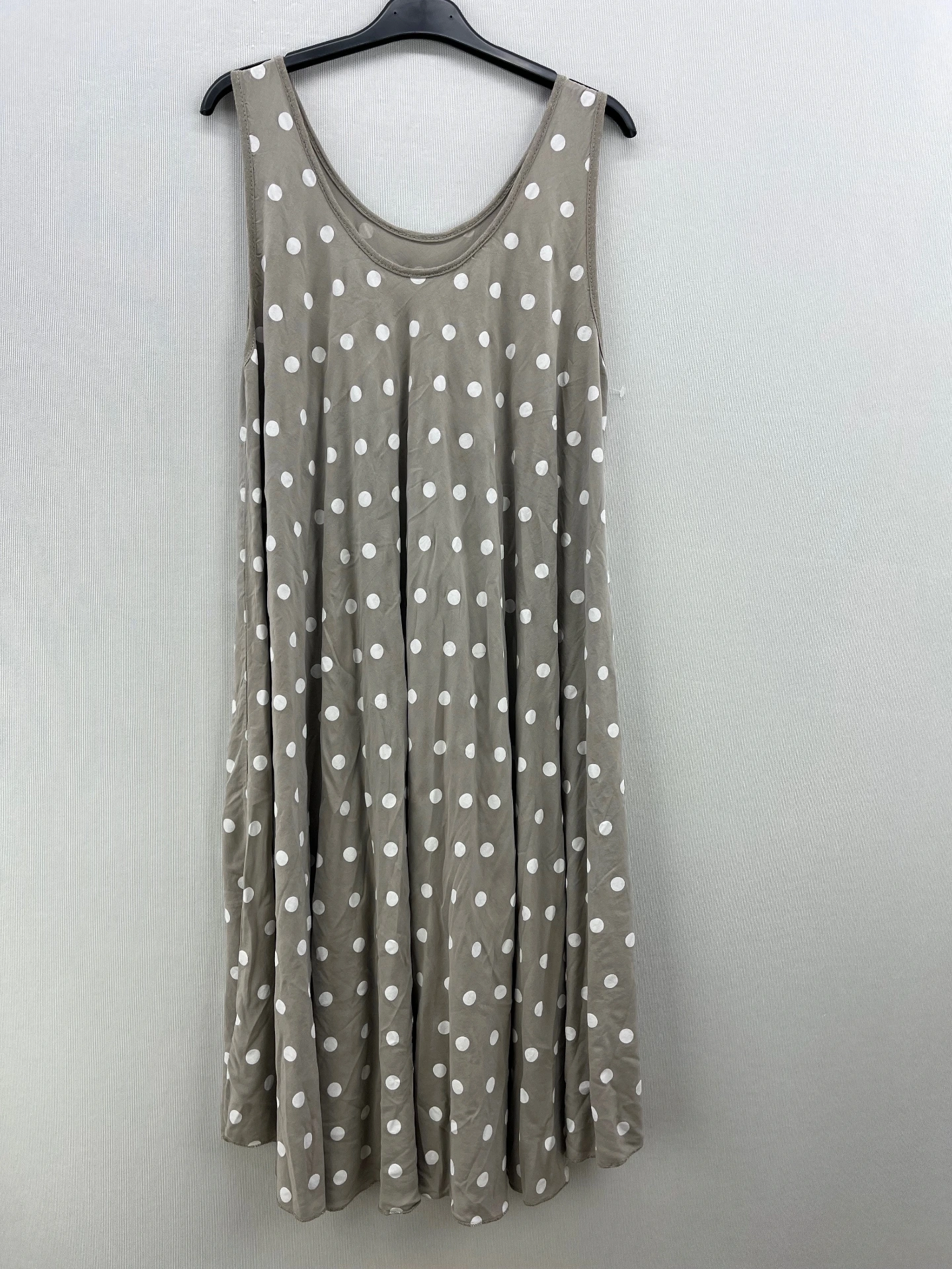 Robe longue à pois