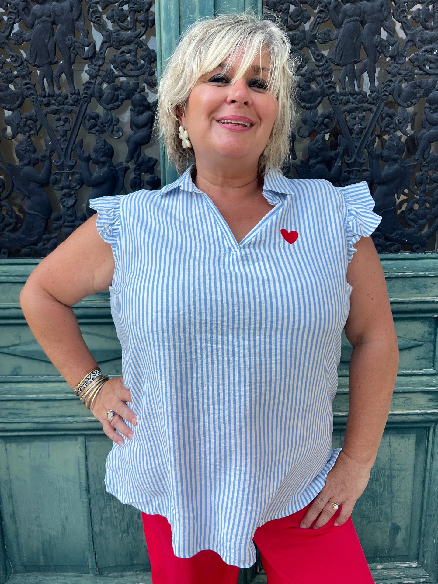 Blouse rayée bleu ciel & blanche