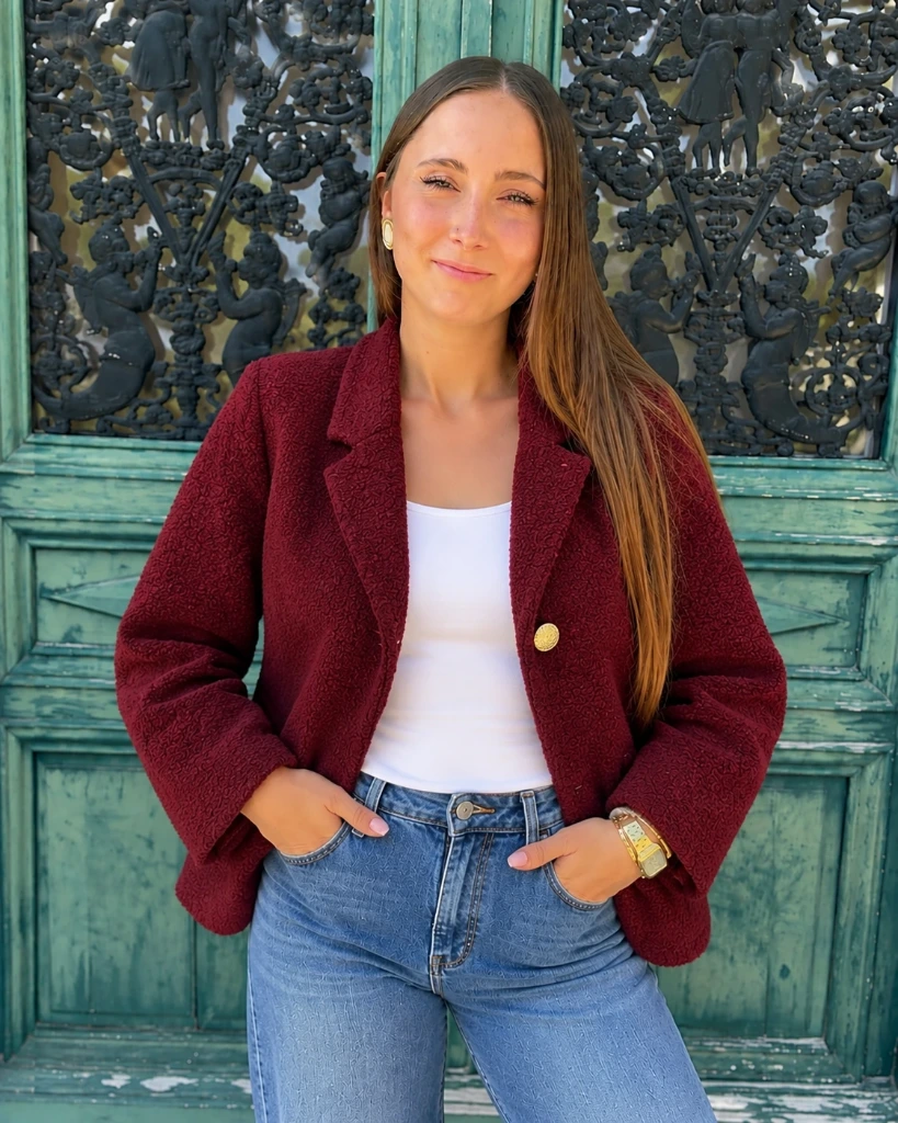 Veste au Bouton Doré