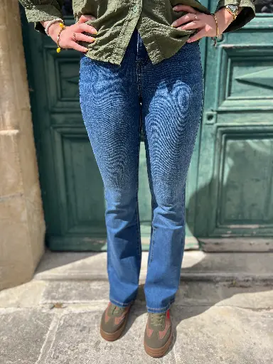 Jeans “Ça sauve mon lundi matin”